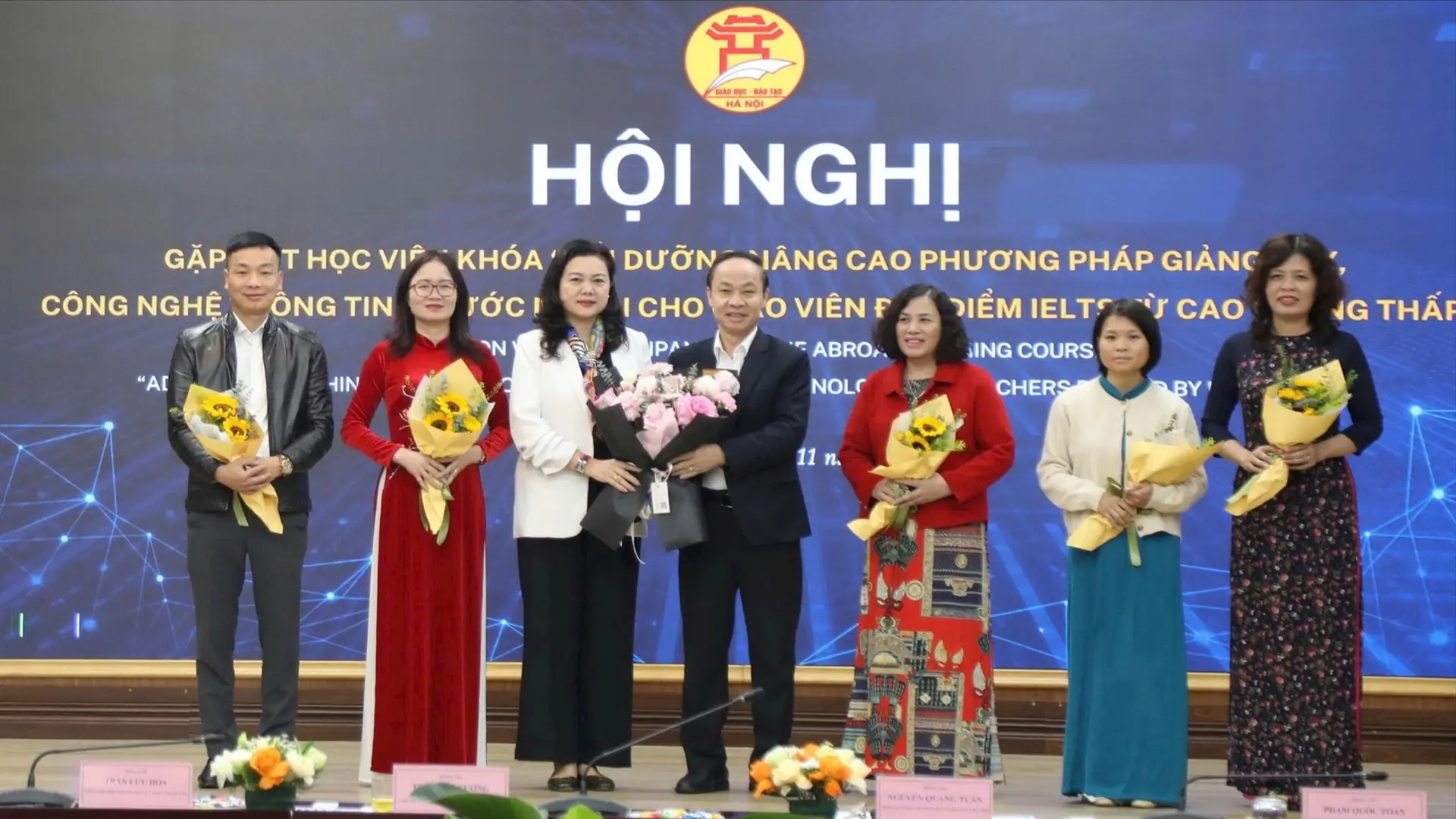 100 giáo viên tiếng Anh được bồi dưỡng tại Australia